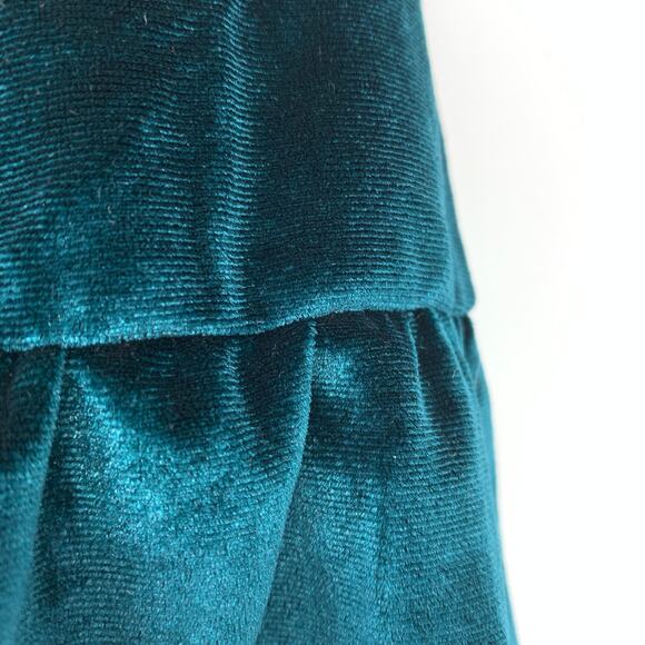 Amaryllis Women's Size M Lightweight Ruffle Short Sleeve Velvet Tee Teal Green - Picture 7 of 7